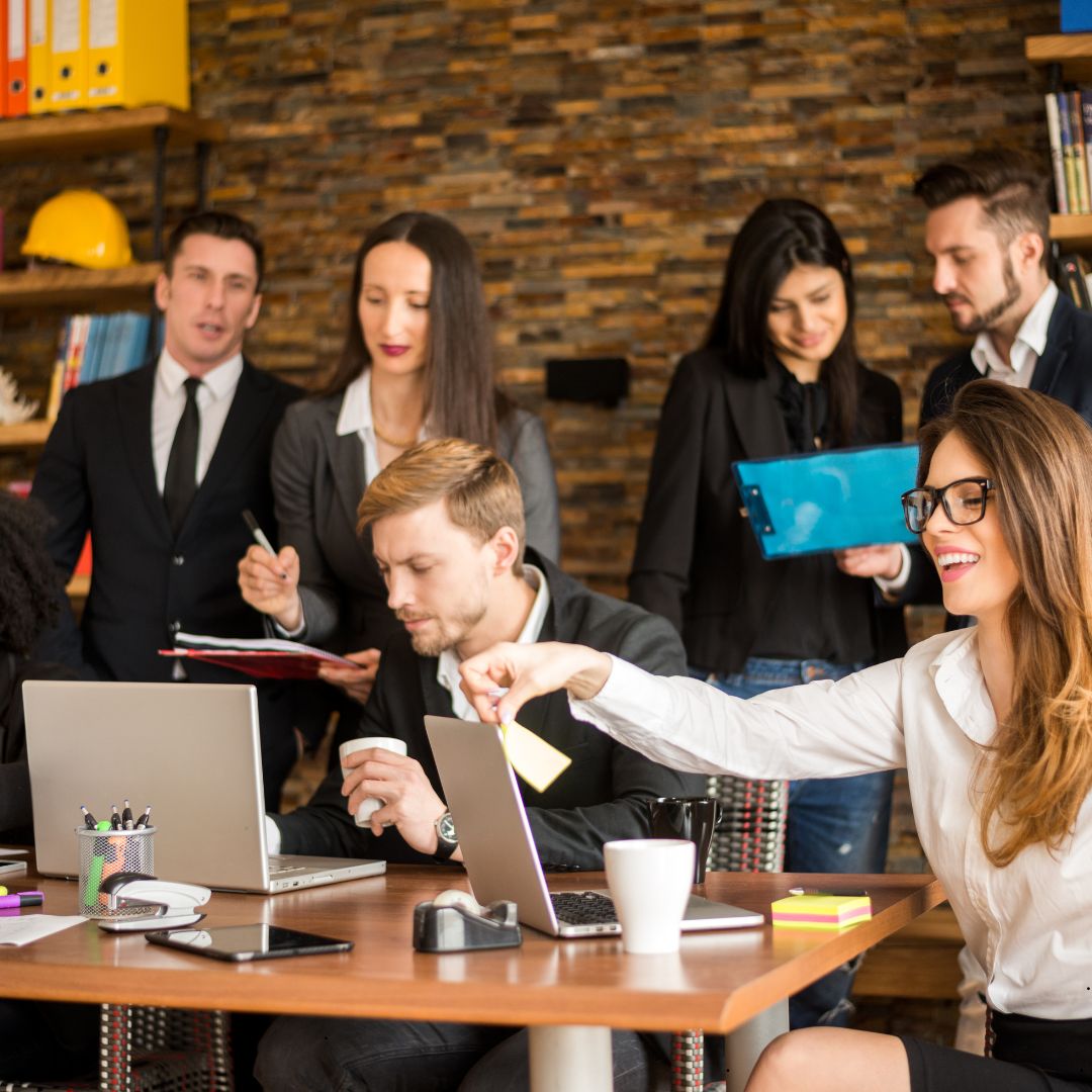 Navigating the Job Market: Benefits of Using Recruitment Agencies in Dubai
